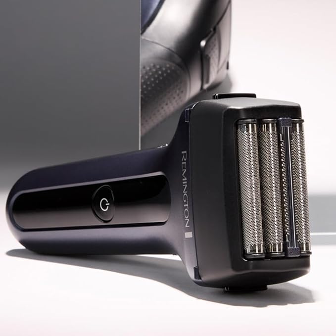 Remington  Electric Foil Shaver - F7000